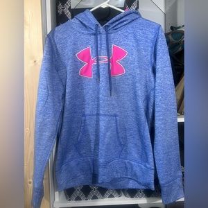 Women’s medium UA hoodie